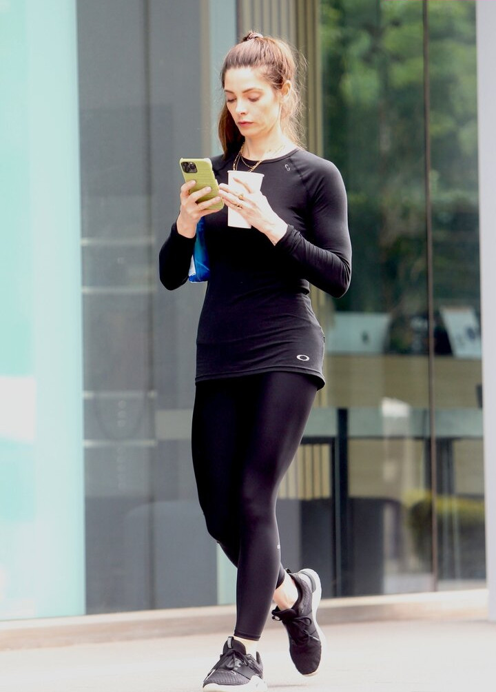 ashley-greene gallery photo #215