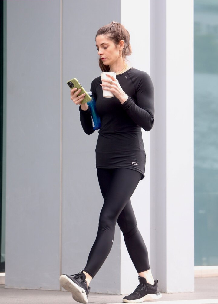 ashley-greene gallery photo #221