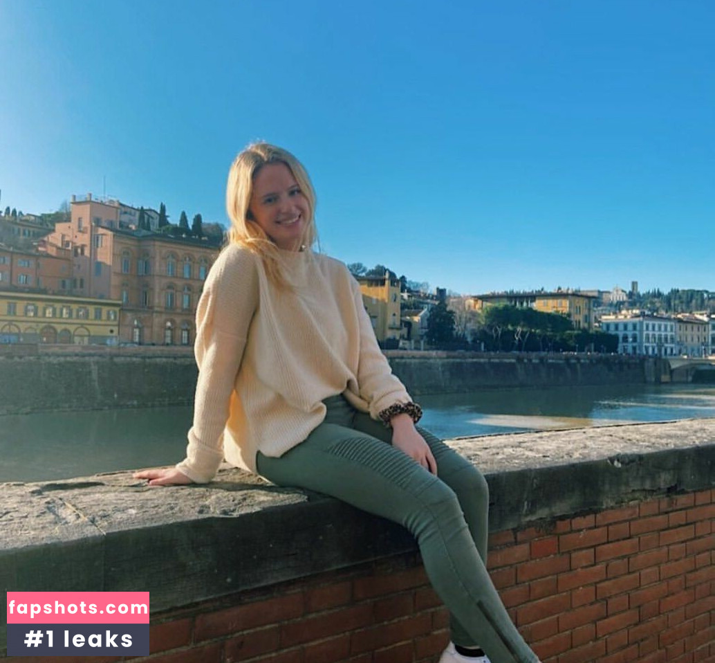 Ashley Hackel gallery photo #16