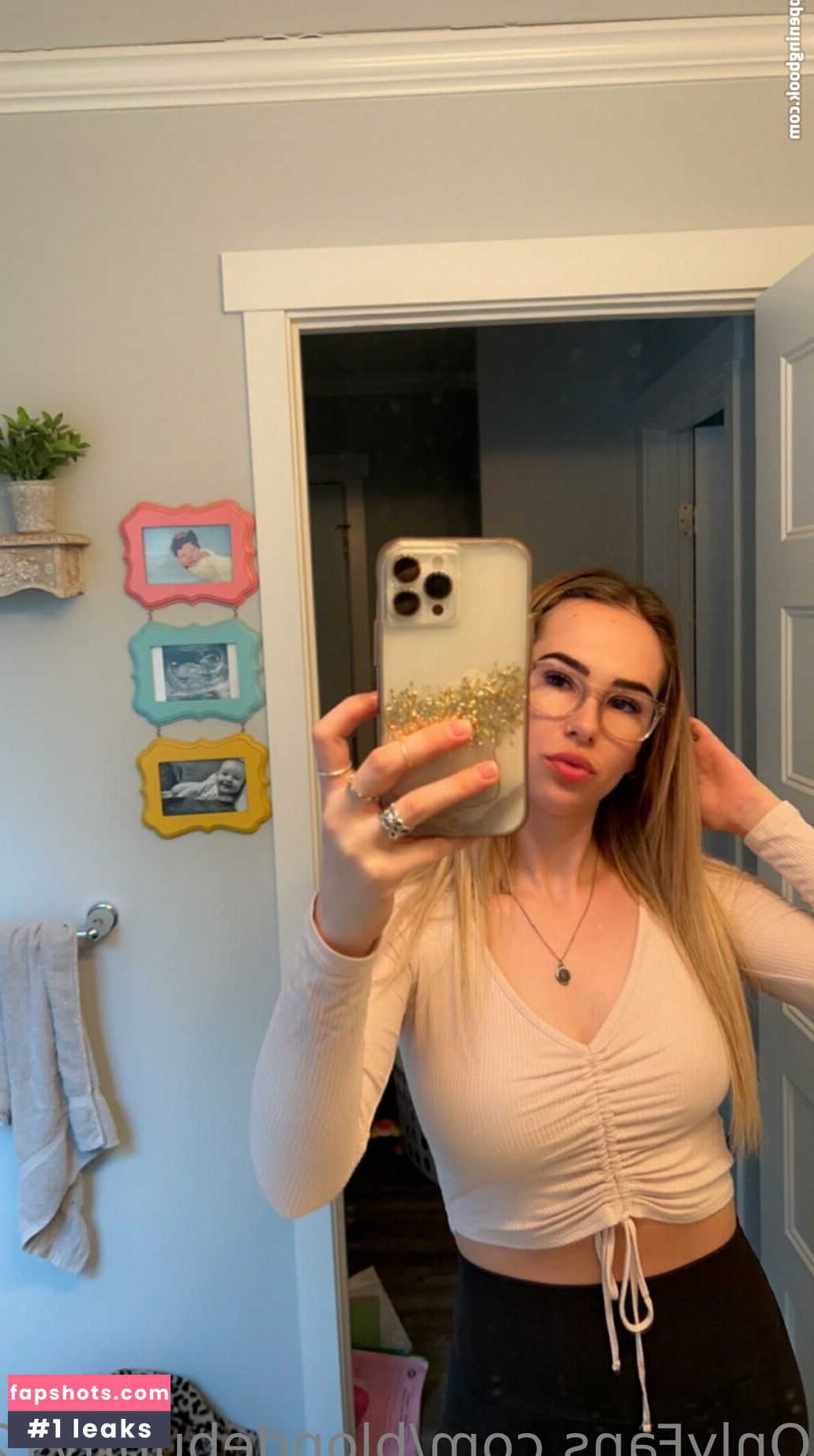 Ashley Higginson gallery photo #2