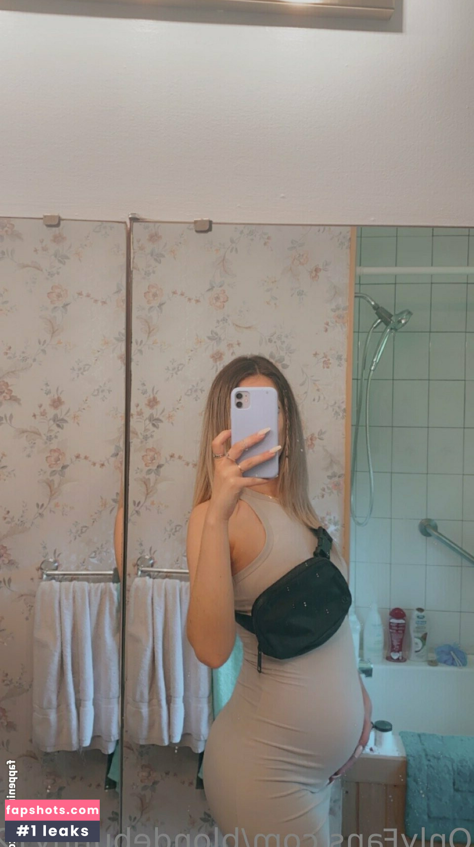 Ashley Higginson gallery photo #19