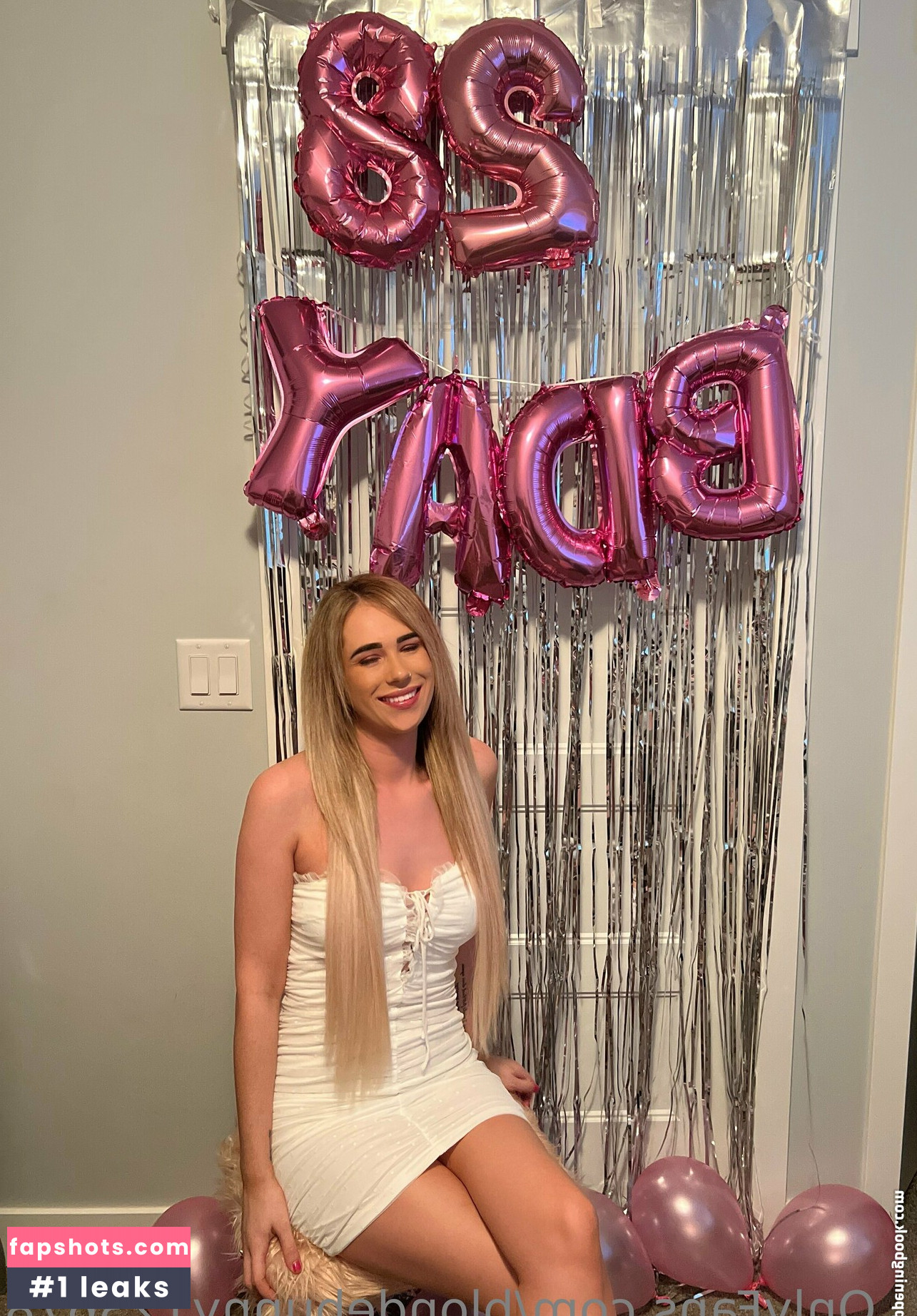 Ashley Higginson gallery photo #24