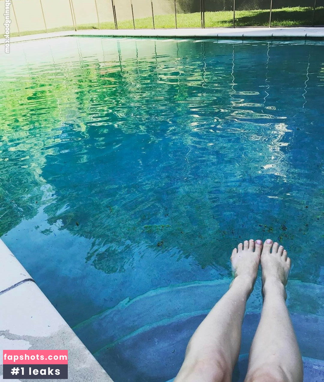 Ashley Hinshaw Nude Leaks OnlyFans Photos #5 - LeakJerk