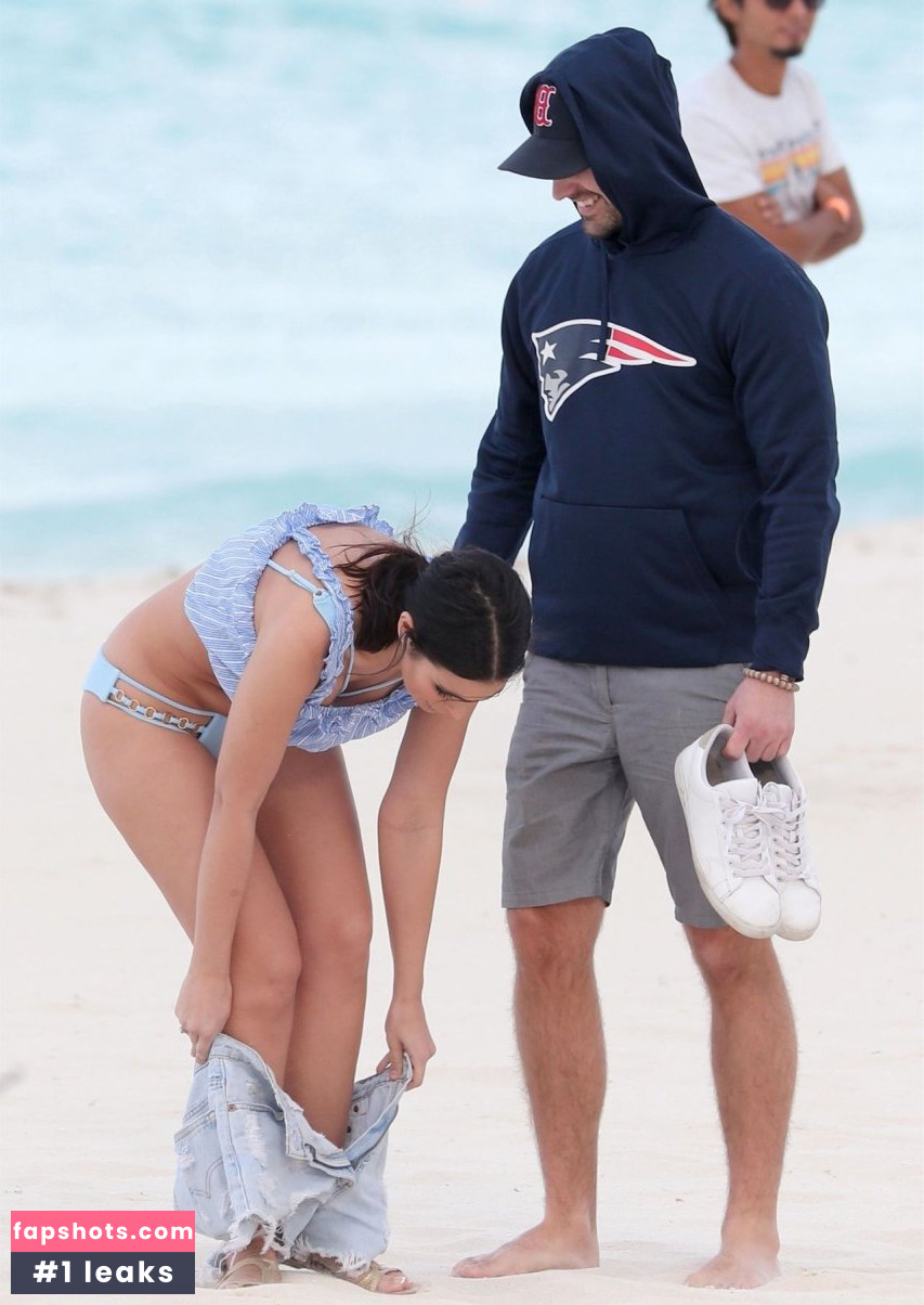 Ashley Iaconetti gallery photo #86