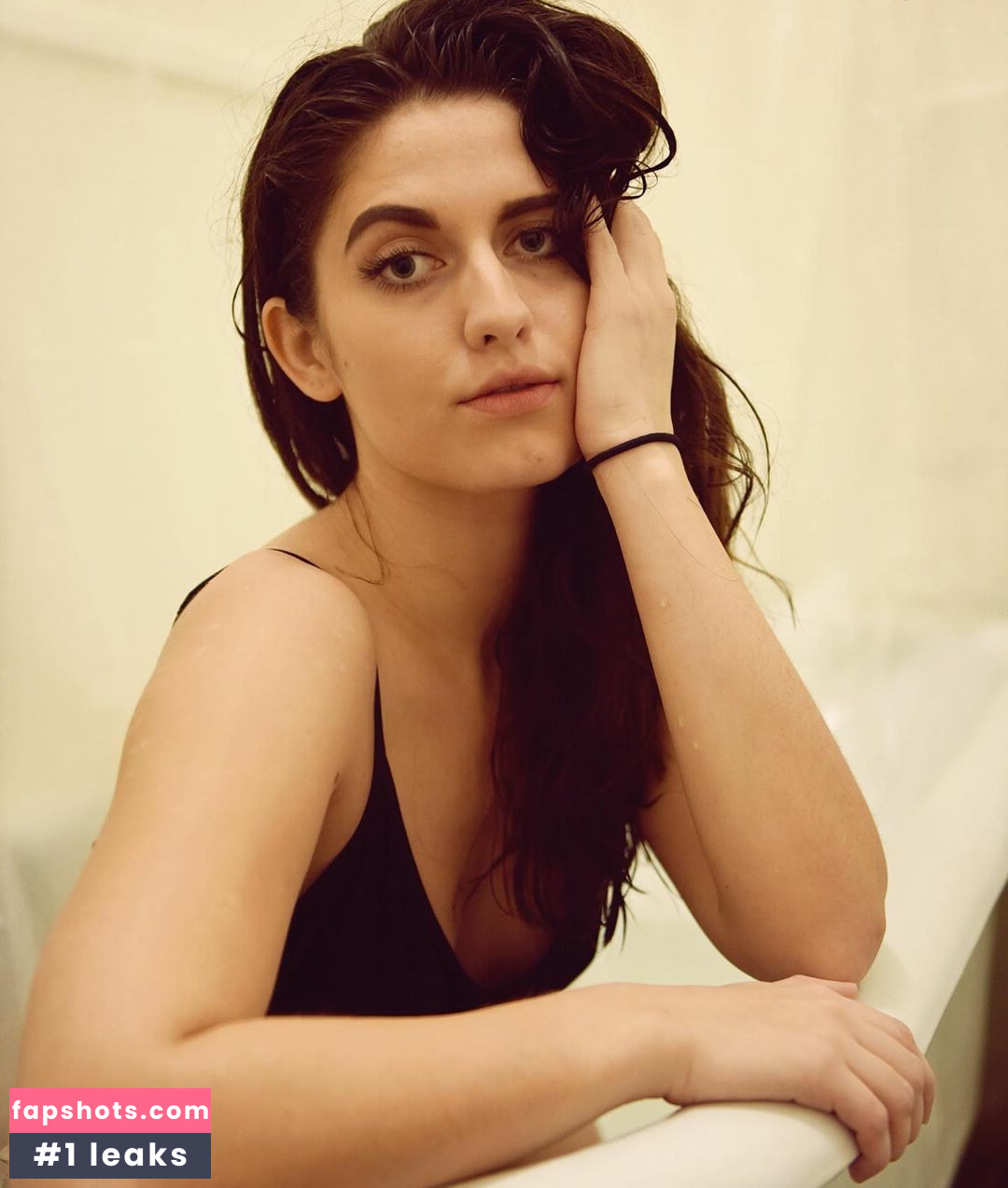 Ashley Jolly gallery photo #12