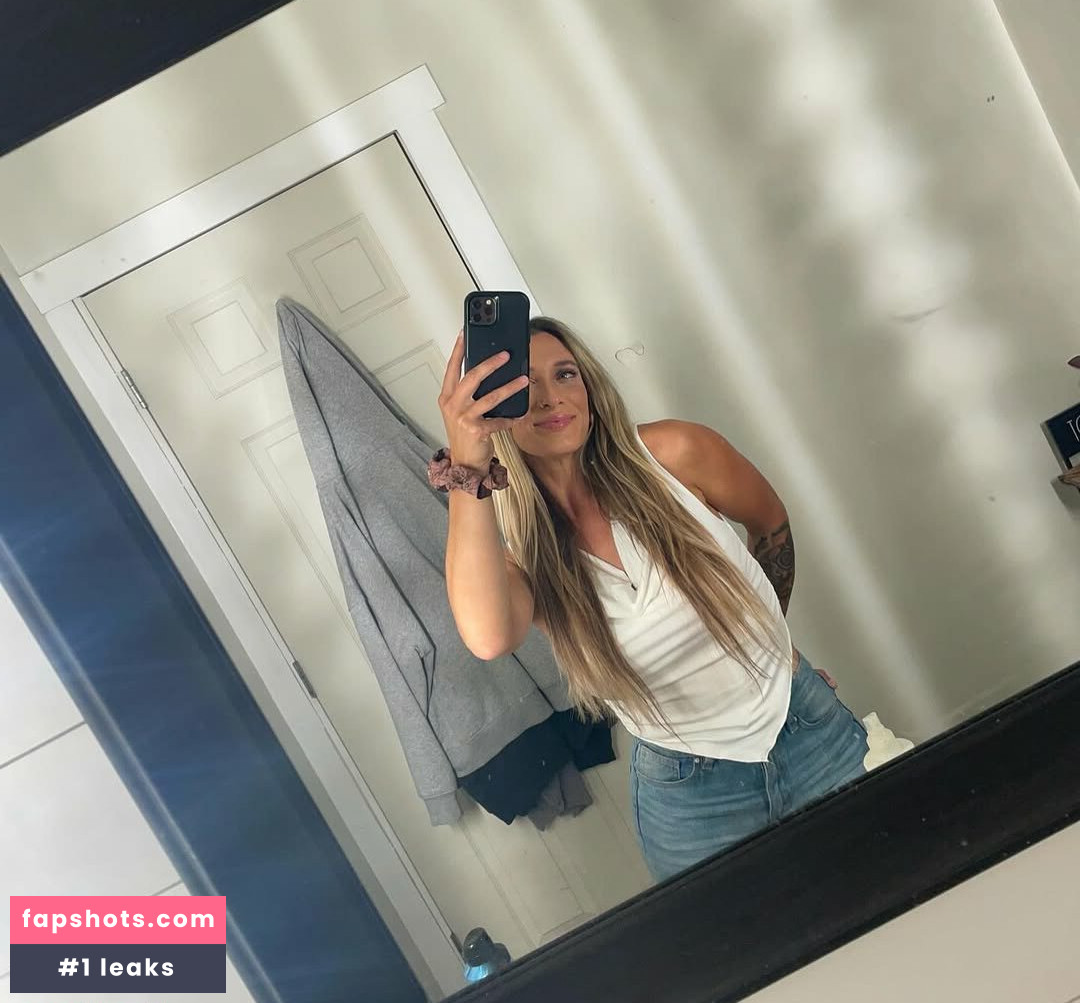 Ashley Kowalcyk Nude Leaks OnlyFans - Fapshots