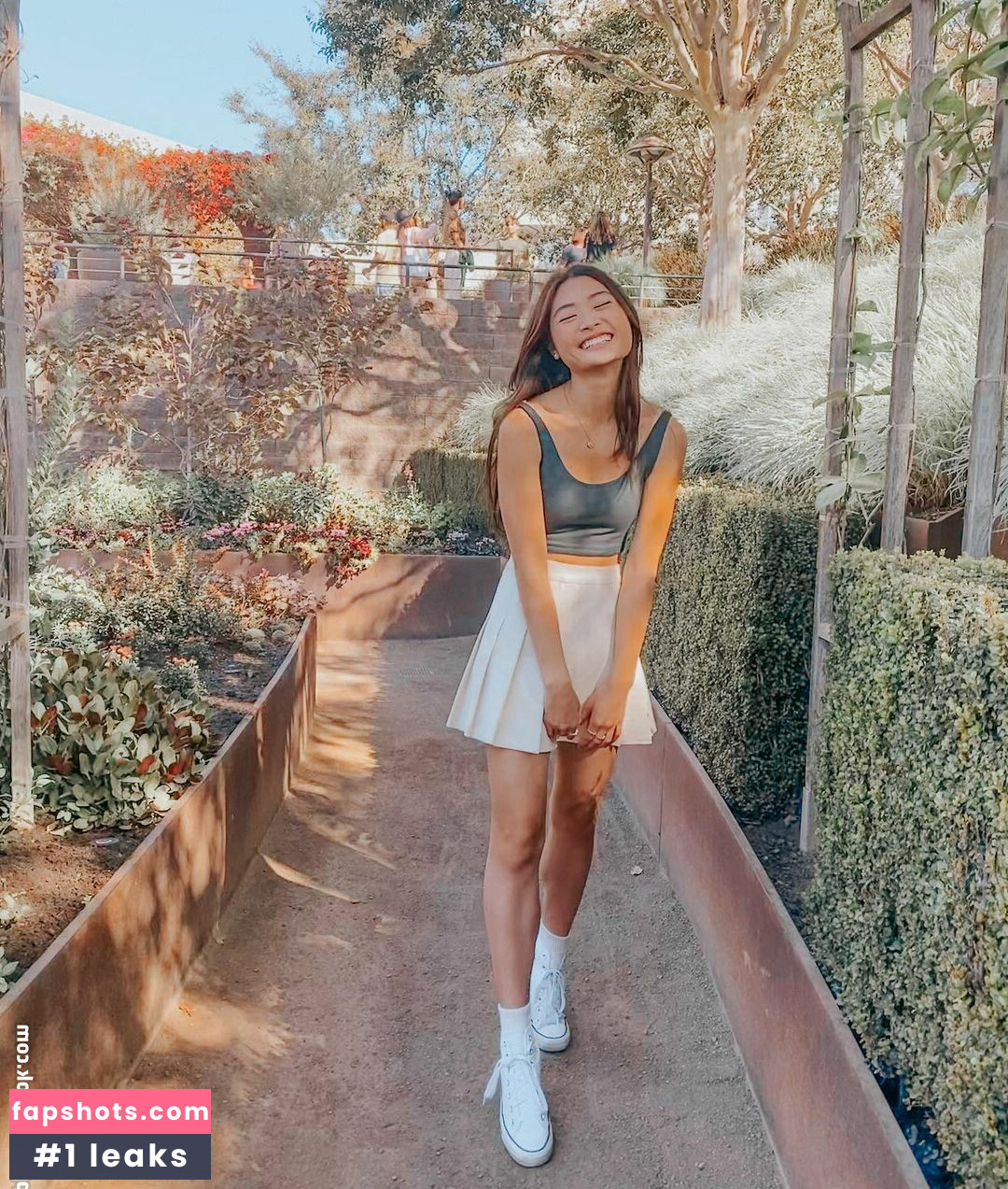 Ashley Liao gallery photo #16