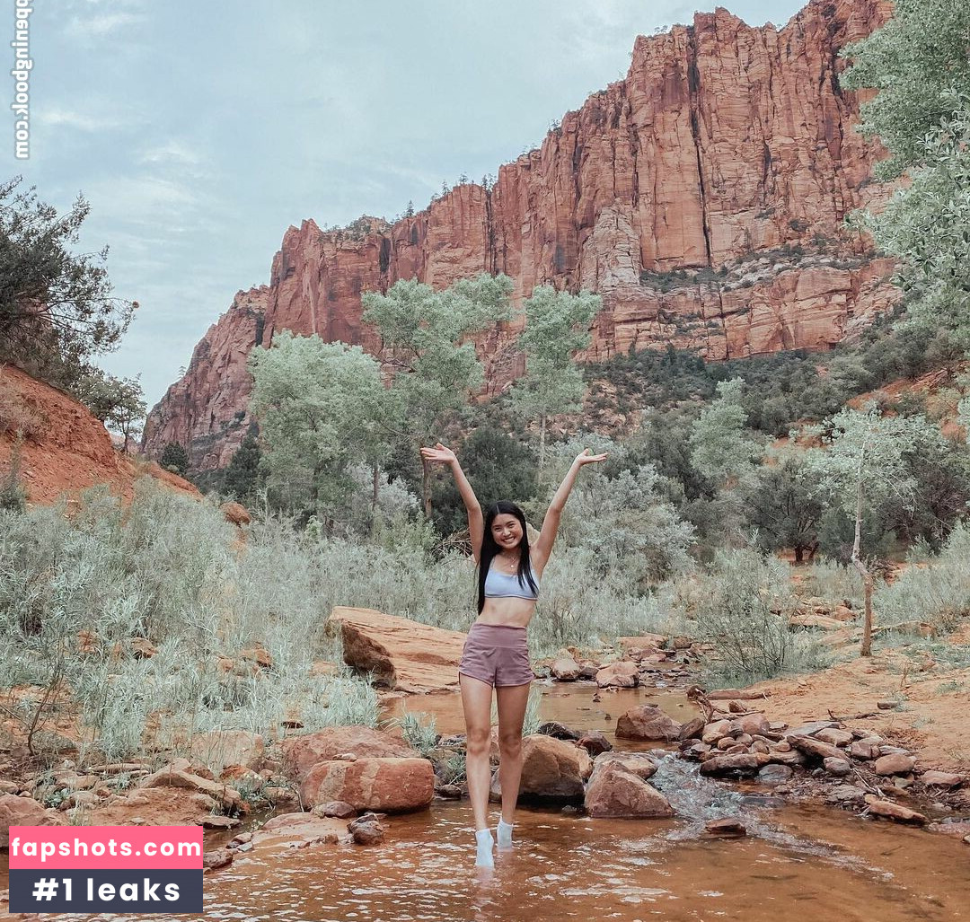 Ashley Liao gallery photo #22