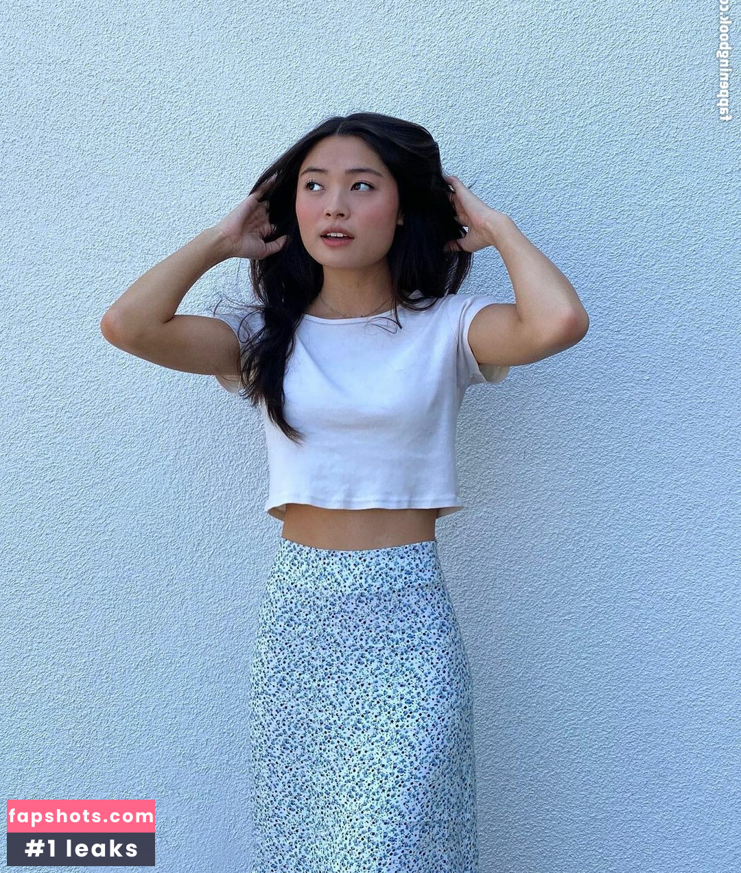 Ashley Liao gallery photo #31