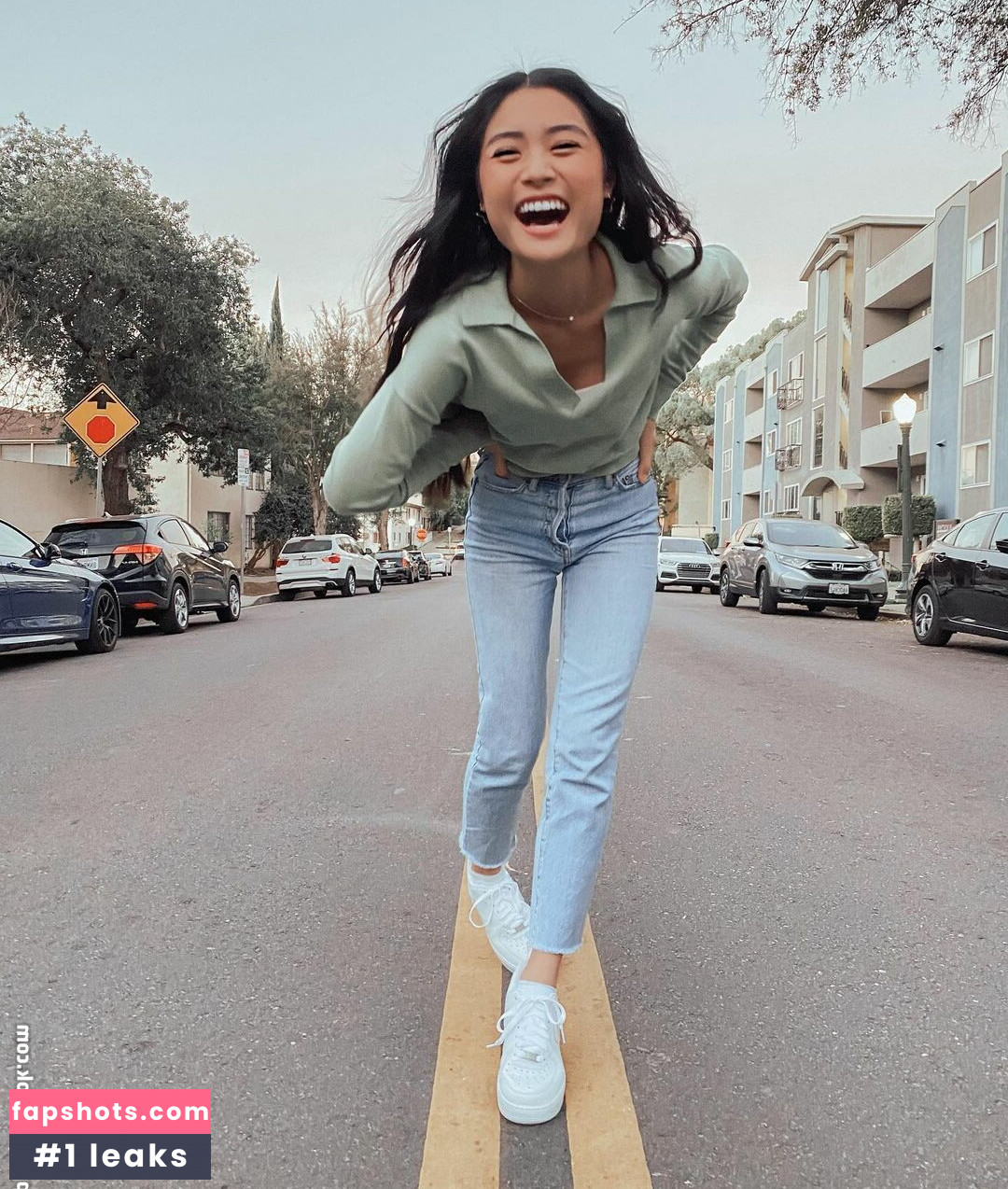 Ashley Liao gallery photo #33