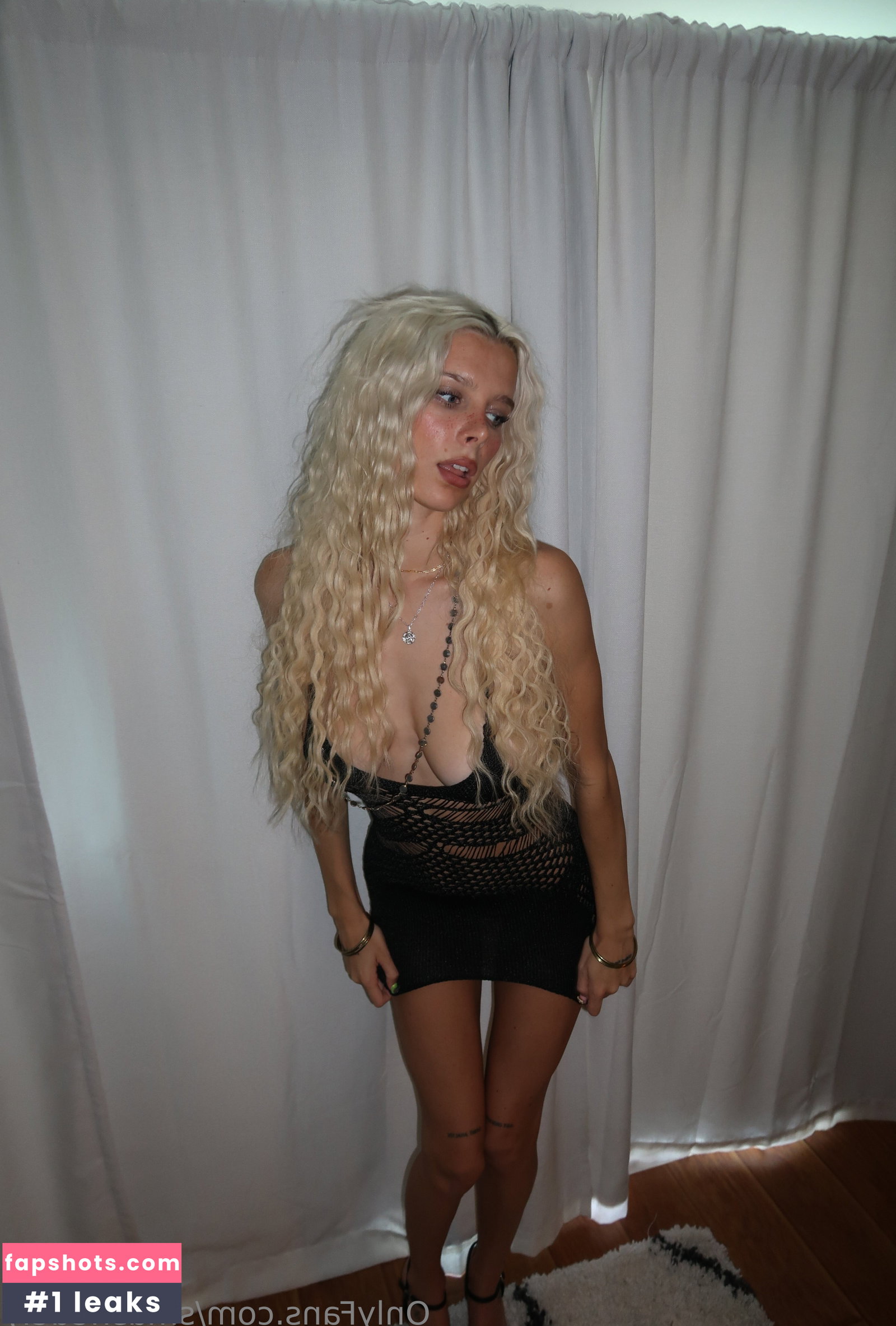 Ashley Matheson gallery photo #2909