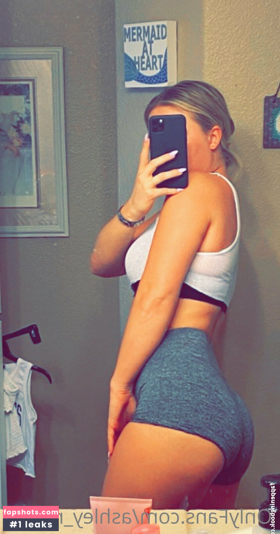 Ashley Monet gallery photo #18