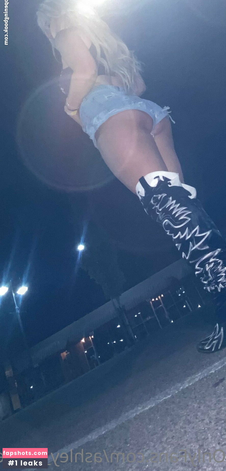 Ashley Monet gallery photo #25