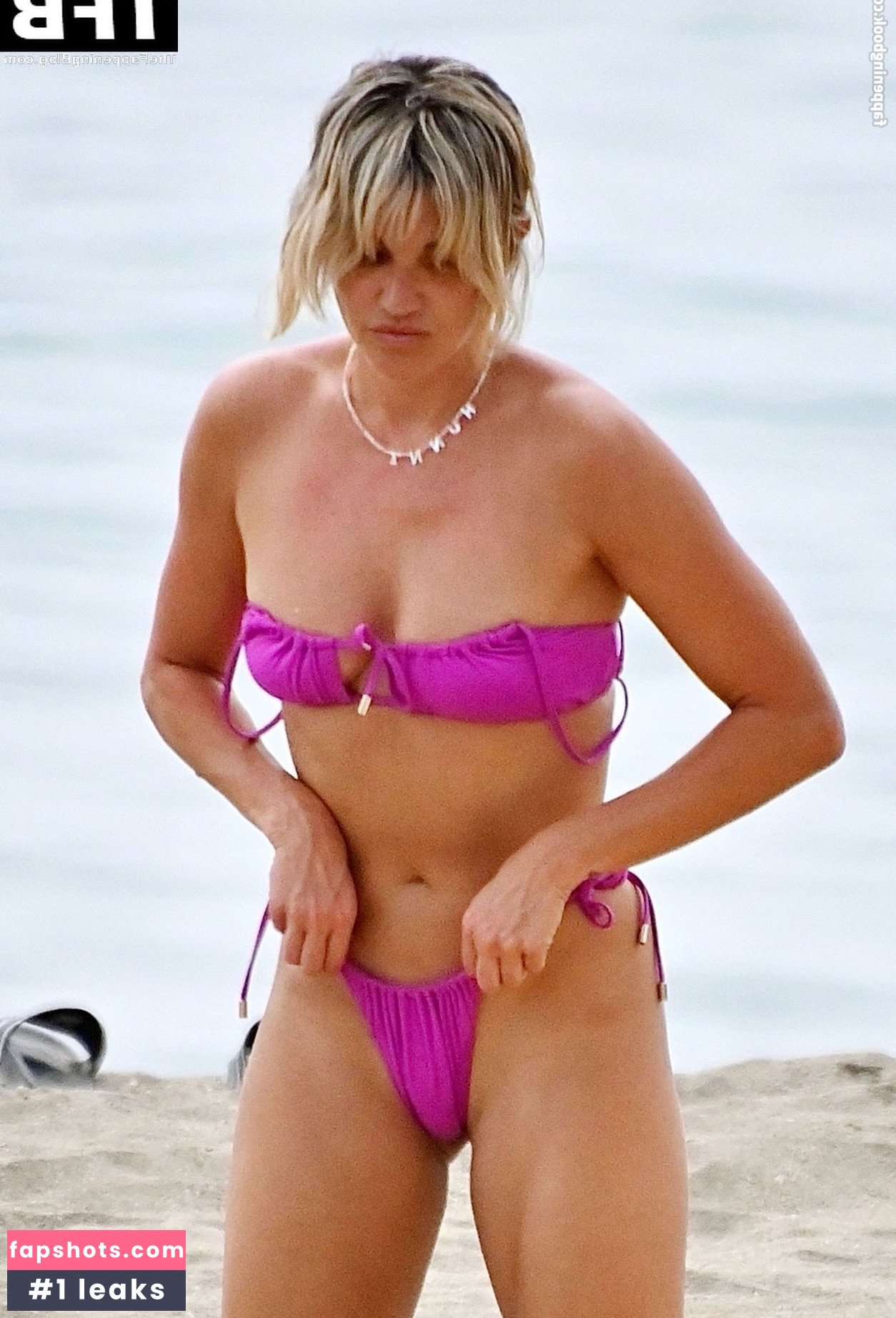 Ashley Roberts gallery photo #282