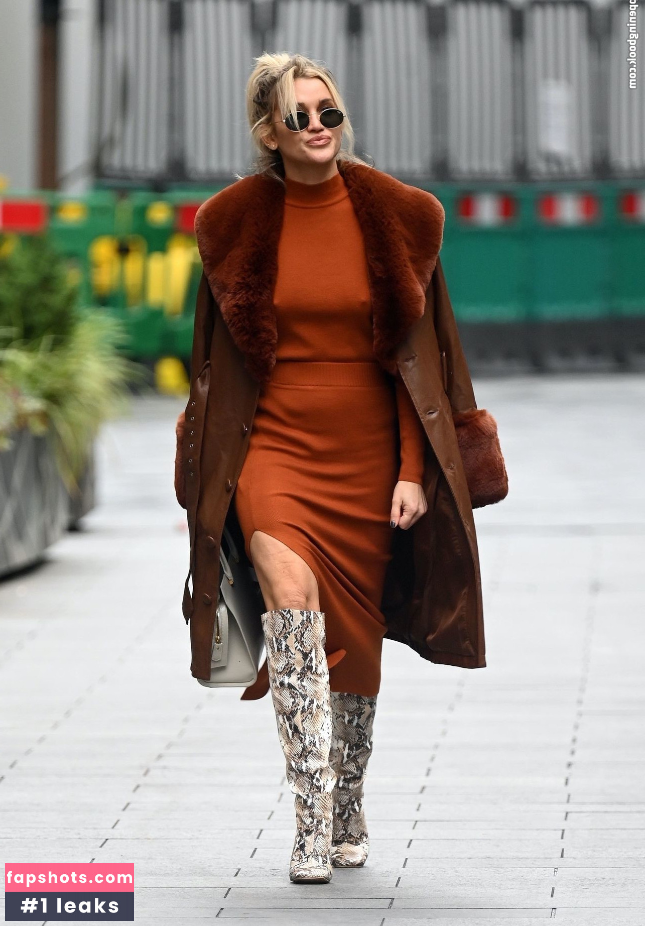 Ashley Roberts Nahé úniky fotek pouze od fanoušků #597 - Fapshots