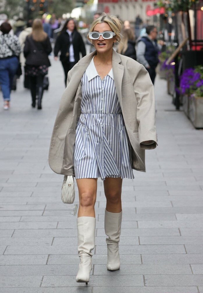 ashley-roberts gallery photo #470