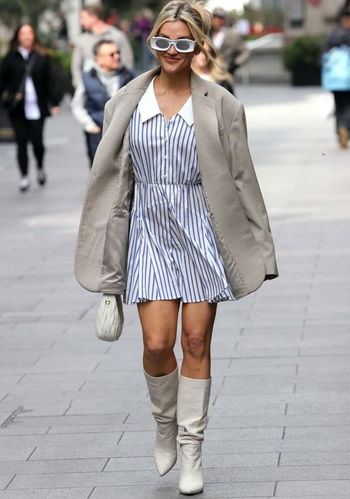 ashley-roberts gallery photo #475