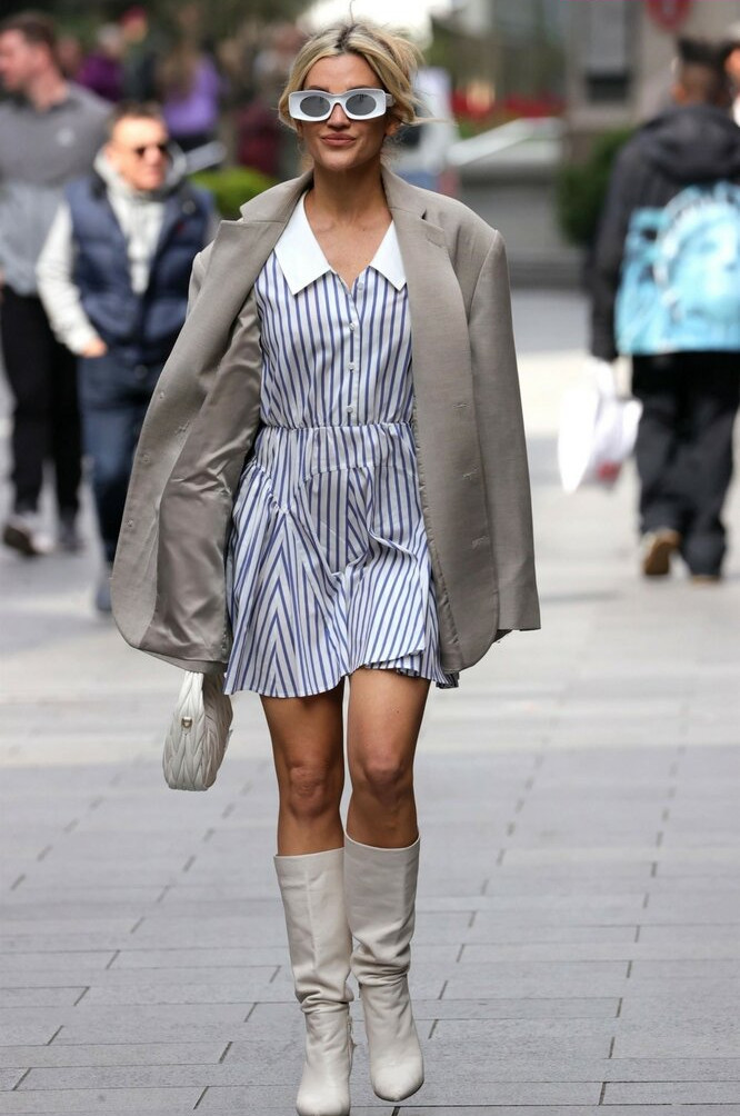 ashley-roberts gallery photo #480