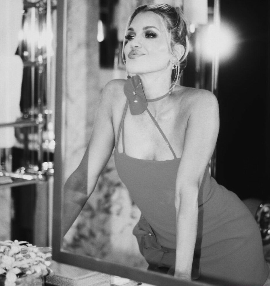 ashley-roberts gallery photo #526