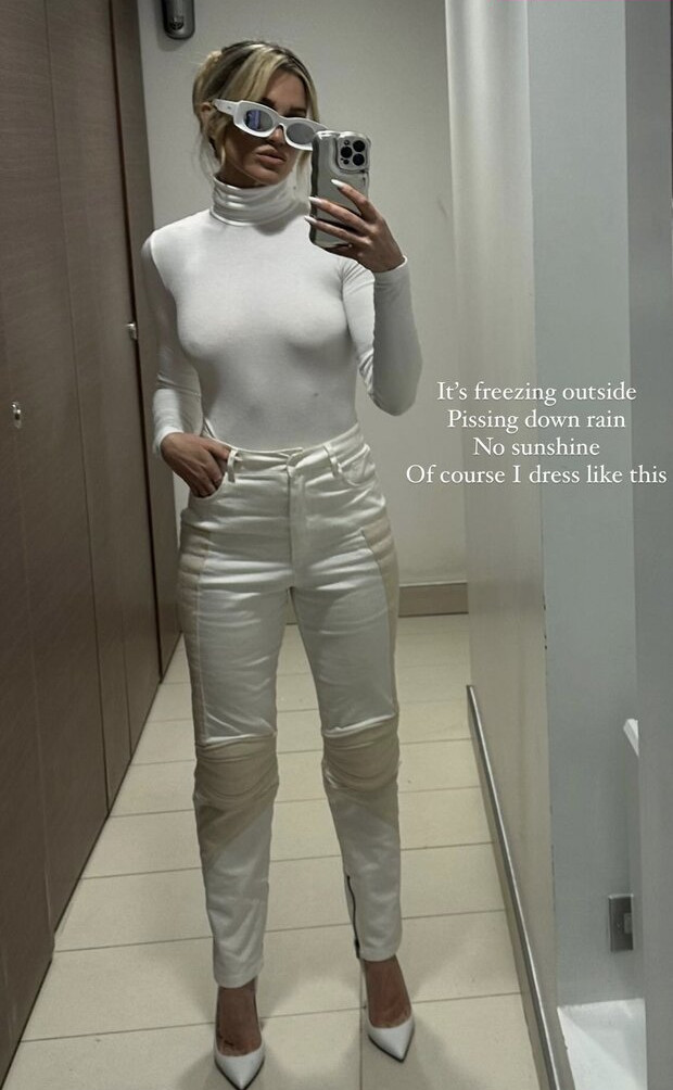 ashley-roberts gallery photo #559