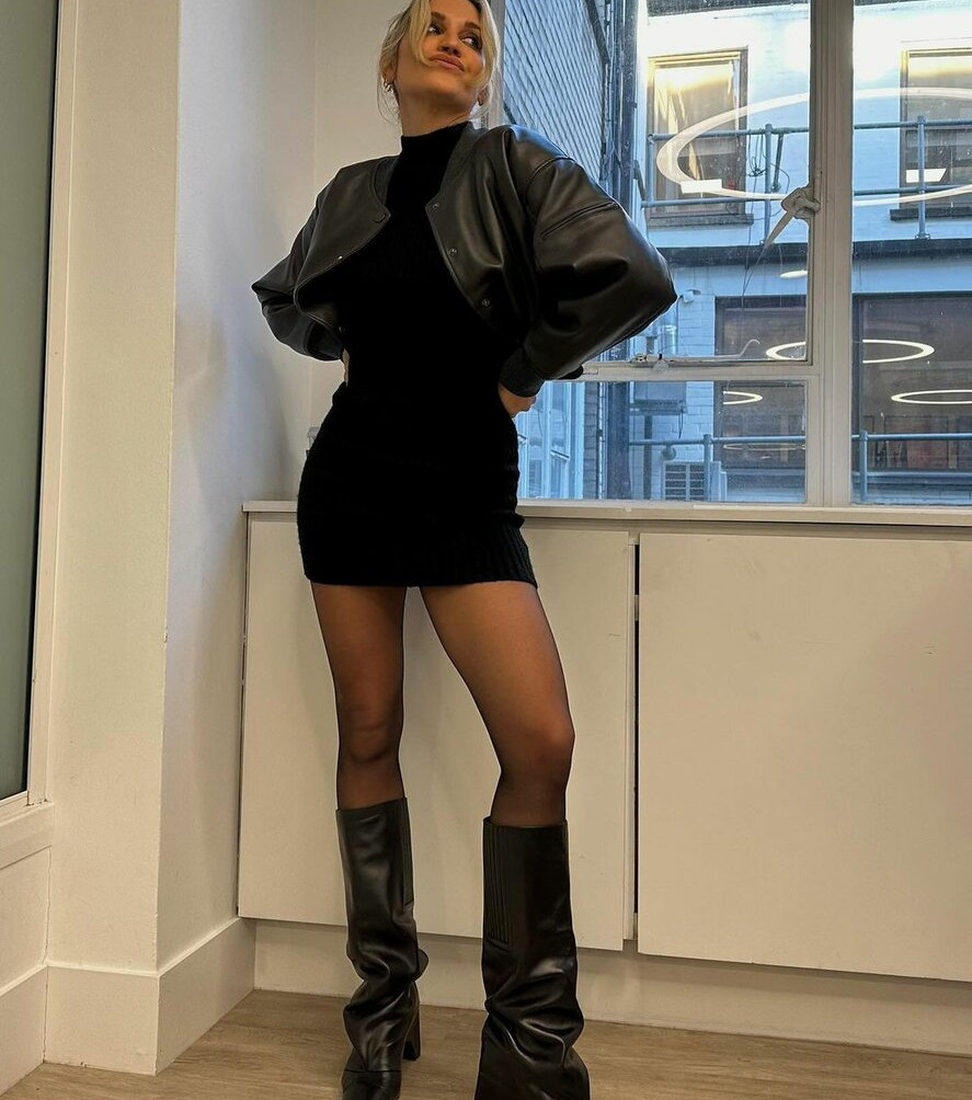 ashley-roberts gallery photo #569