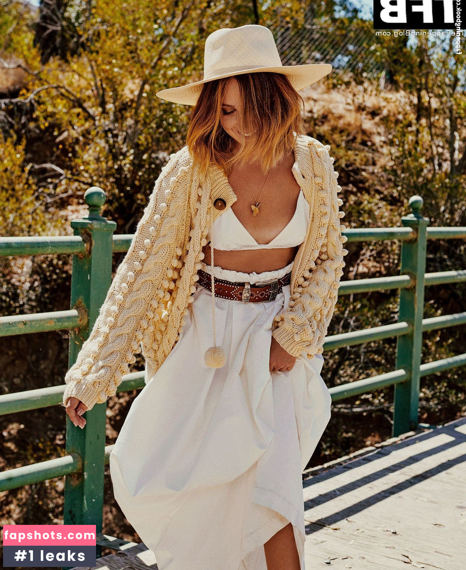 Ashley Tisdale Nahé úniky fotek pouze od fanoušků #111 - Fapshots