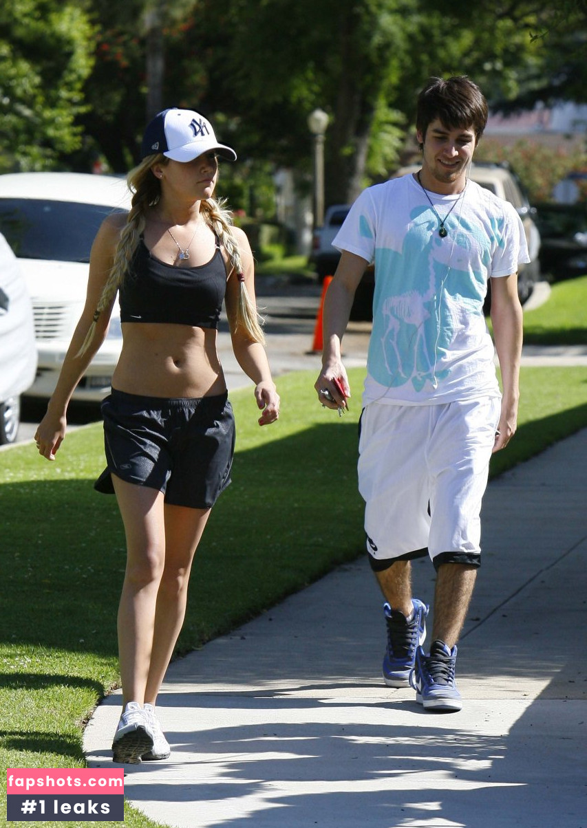 Ashley Tisdale Nahé úniky fotek pouze od fanoušků #144 - Fapshots