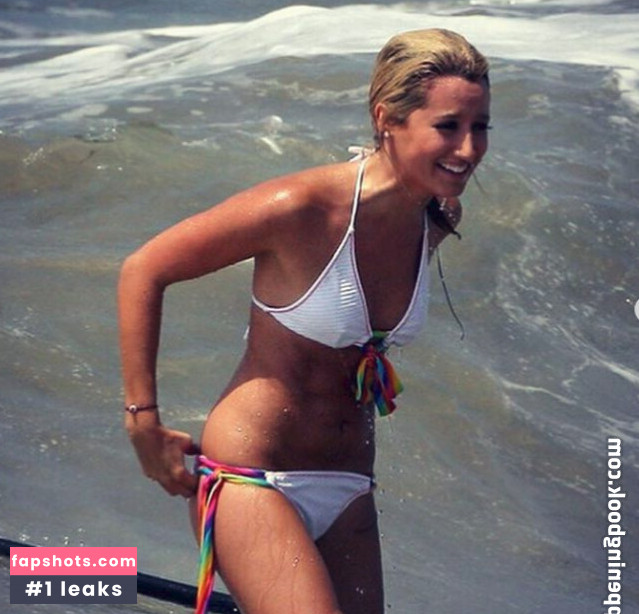 Ashley Tisdale gallery photo #39