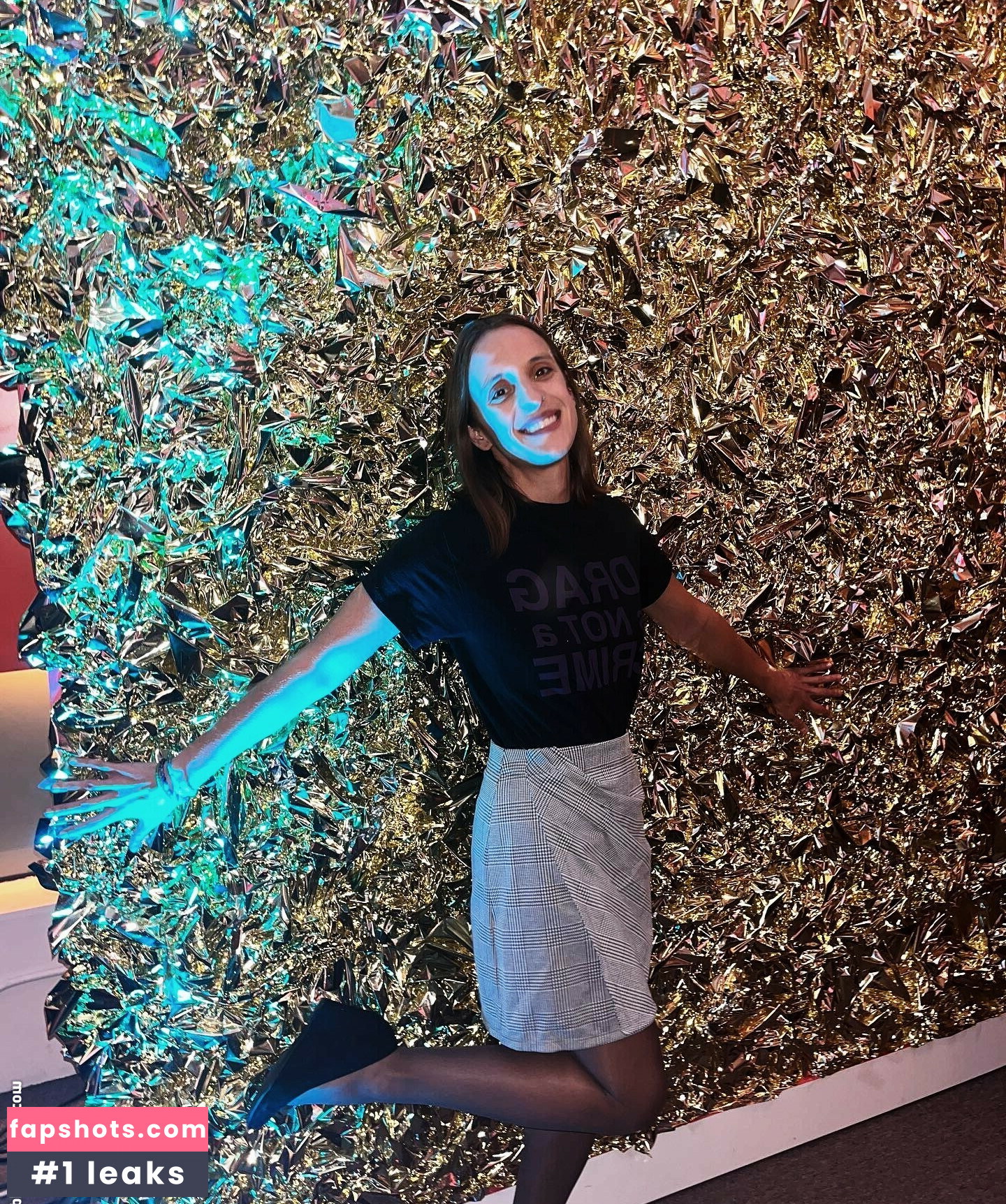 Ashley Victoria Robinson gallery photo #15