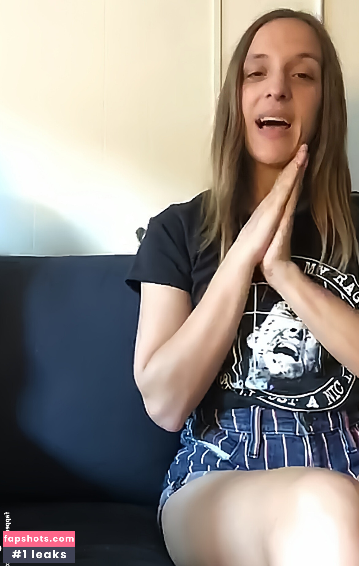 Ashley Victoria Robinson gallery photo #25