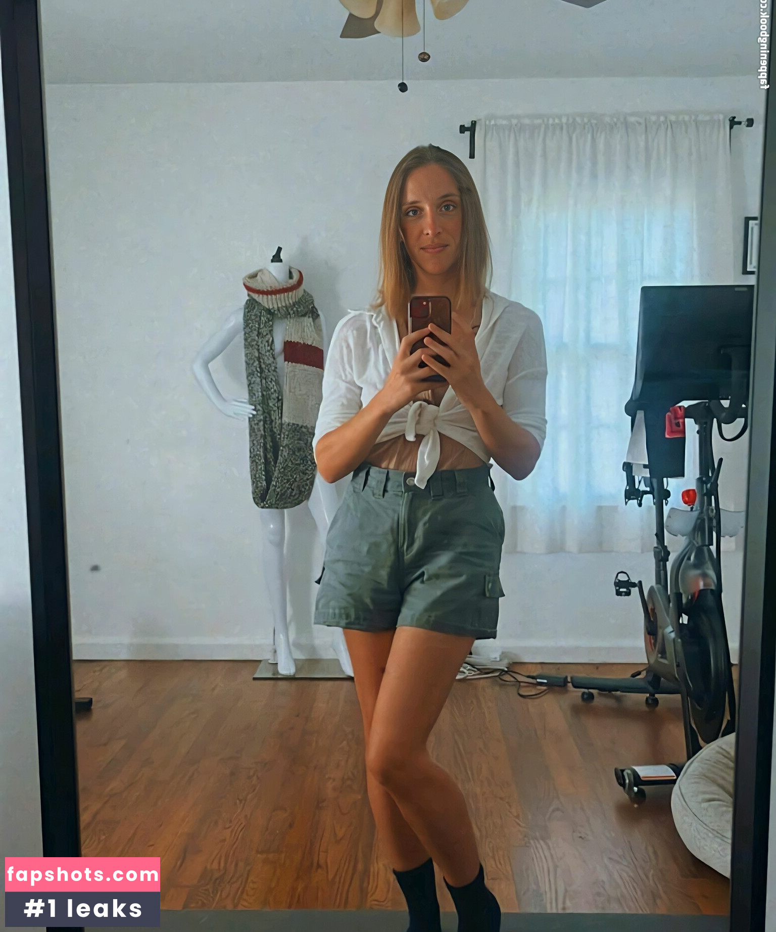 Ashley Victoria Robinson gallery photo #27