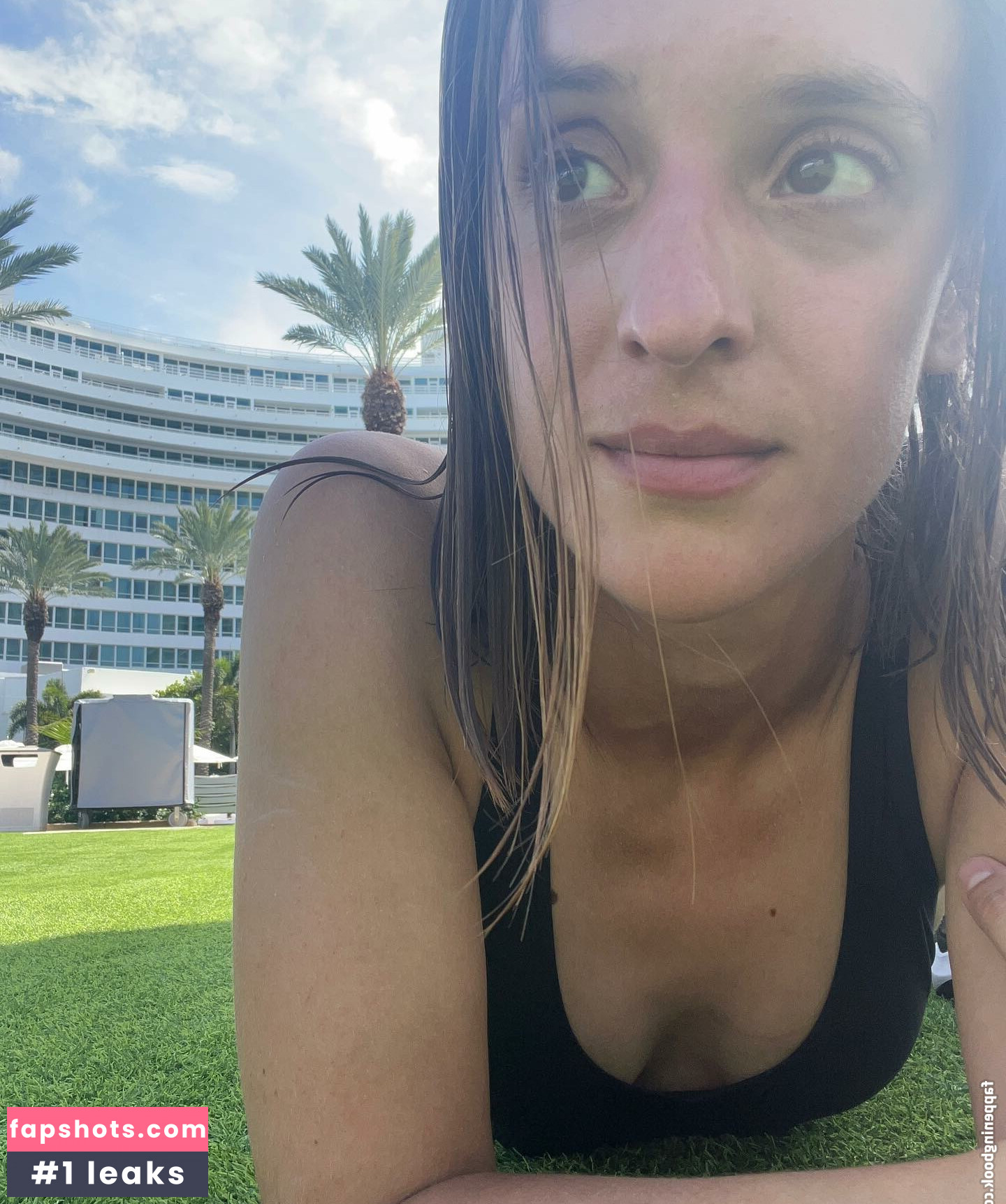 Ashley Victoria Robinson gallery photo #36