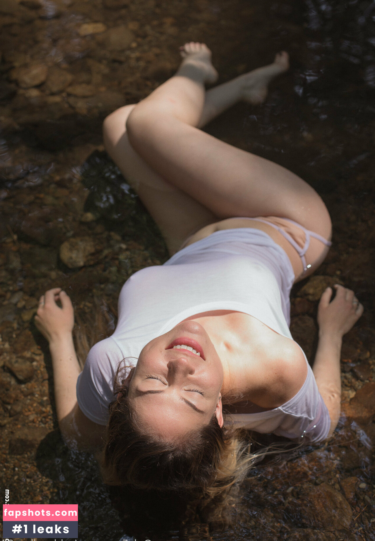 ashleyalban94 gallery photo #18