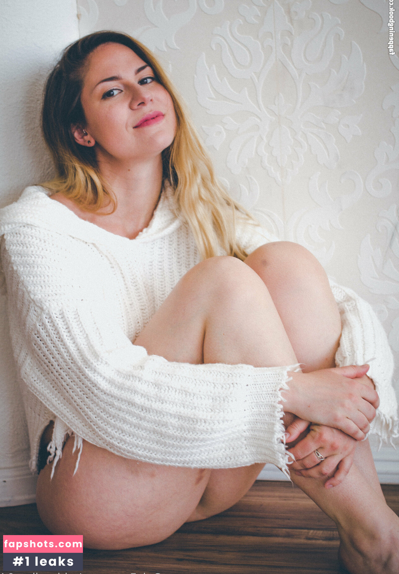 ashleyalban94 gallery photo #23