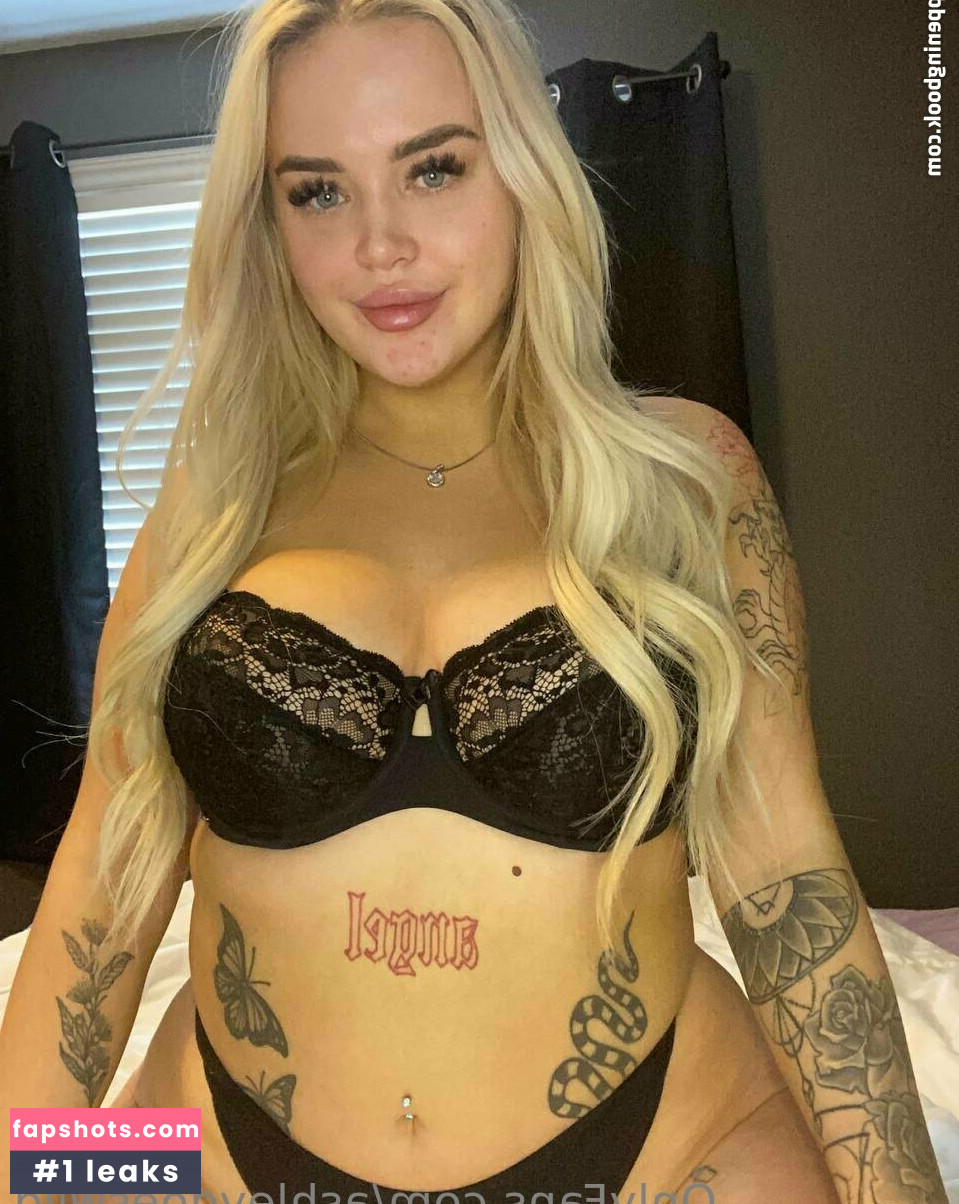 ashleygoeswild gallery photo #20