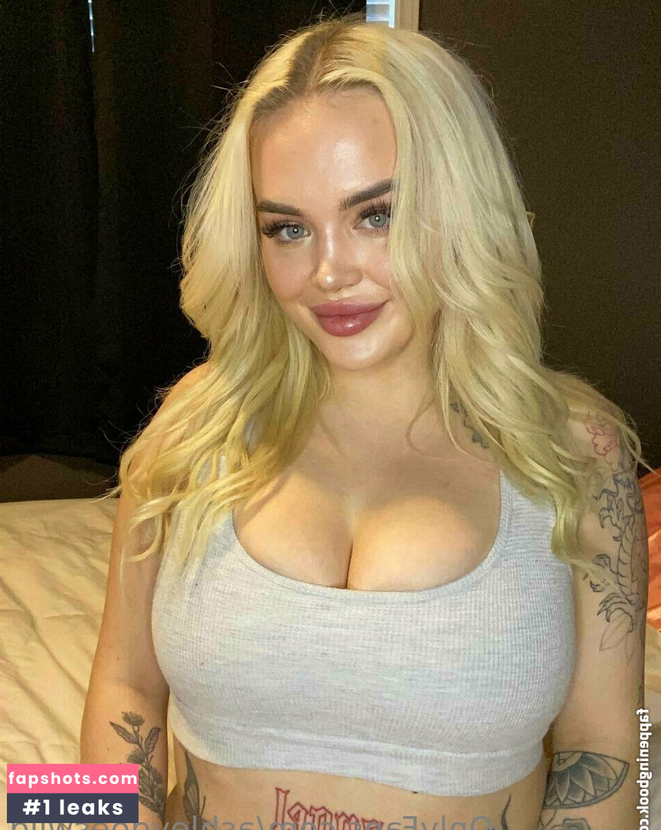 ashleygoeswild gallery photo #35