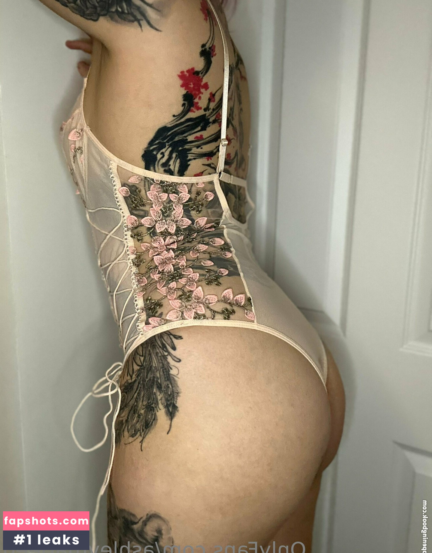 AshleyMarie Gaming Nude Leaks OnlyFans Photos #25 - LeakJerk