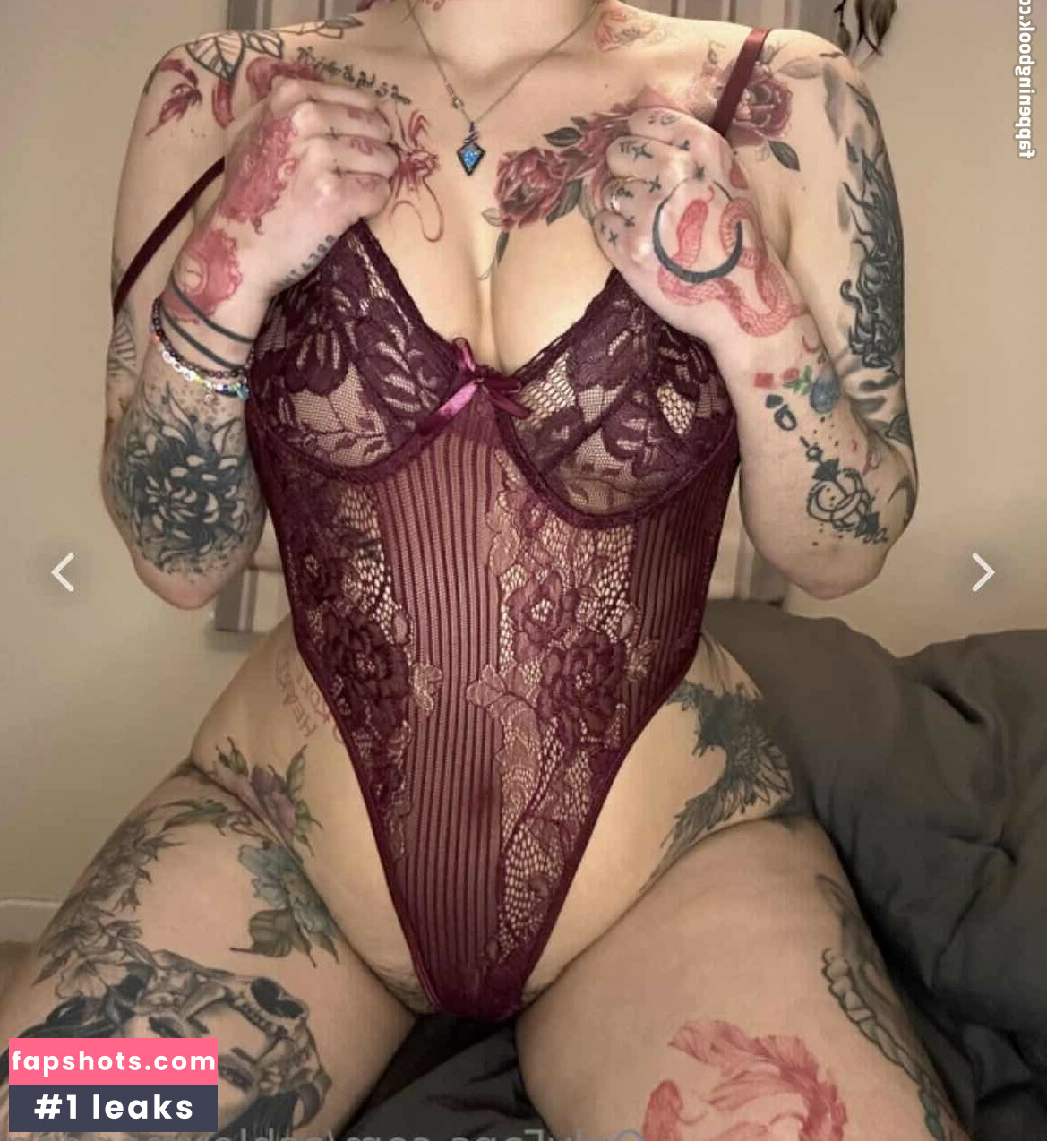 AshleyMarieeGaming gallery photo #4