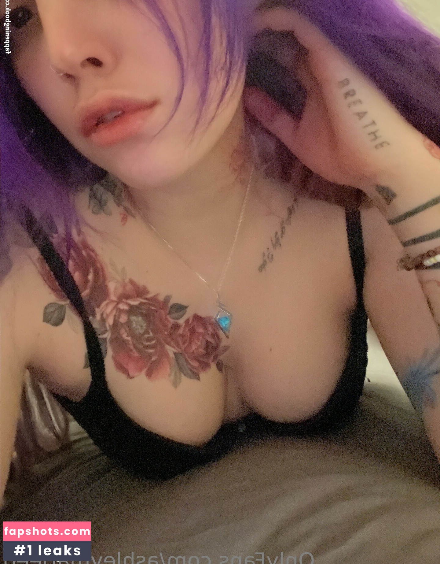 AshleyMarieeGaming gallery photo #39