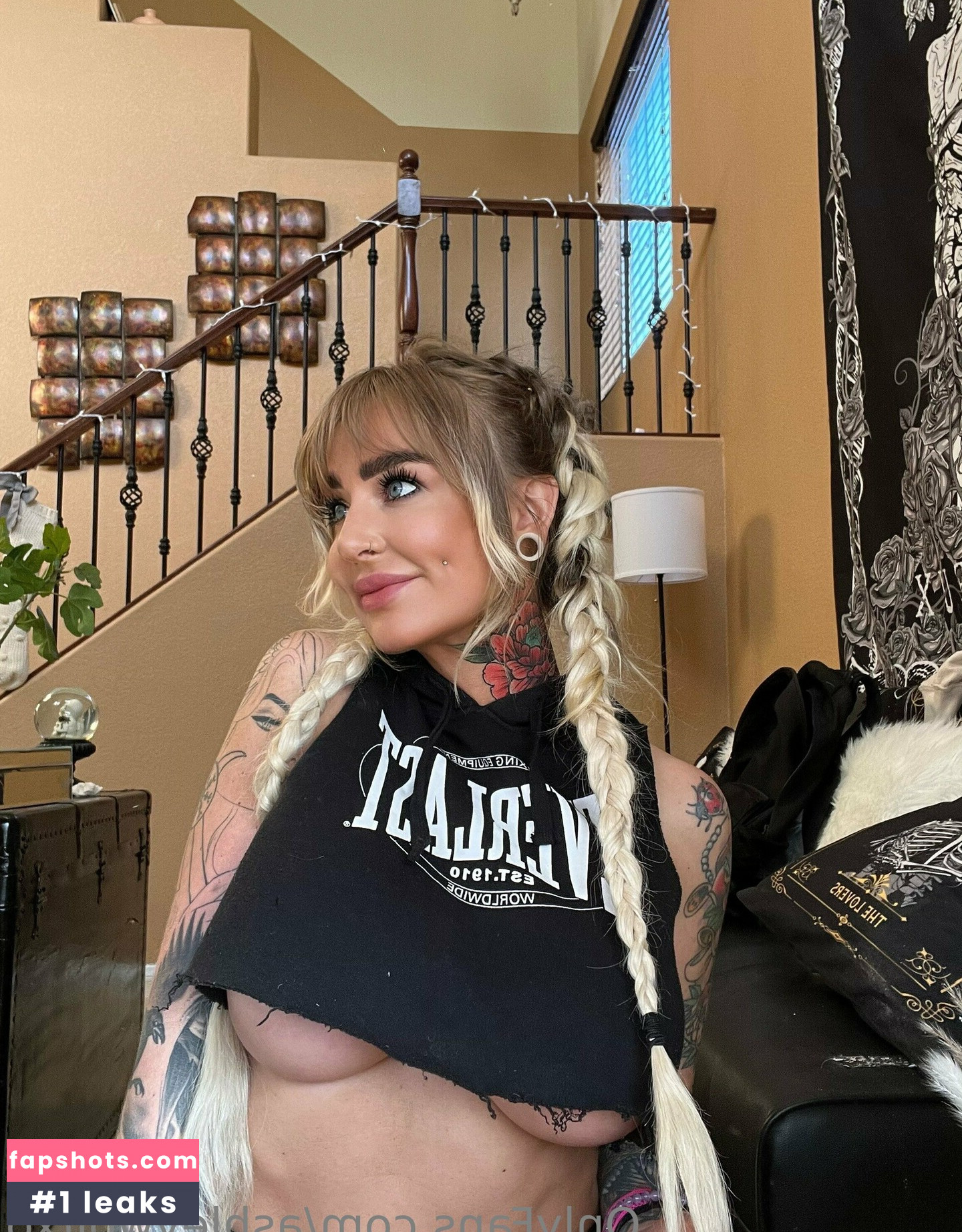 ashleywolfxo Nude Leaks OnlyFans Photos #146 - LeakJerk