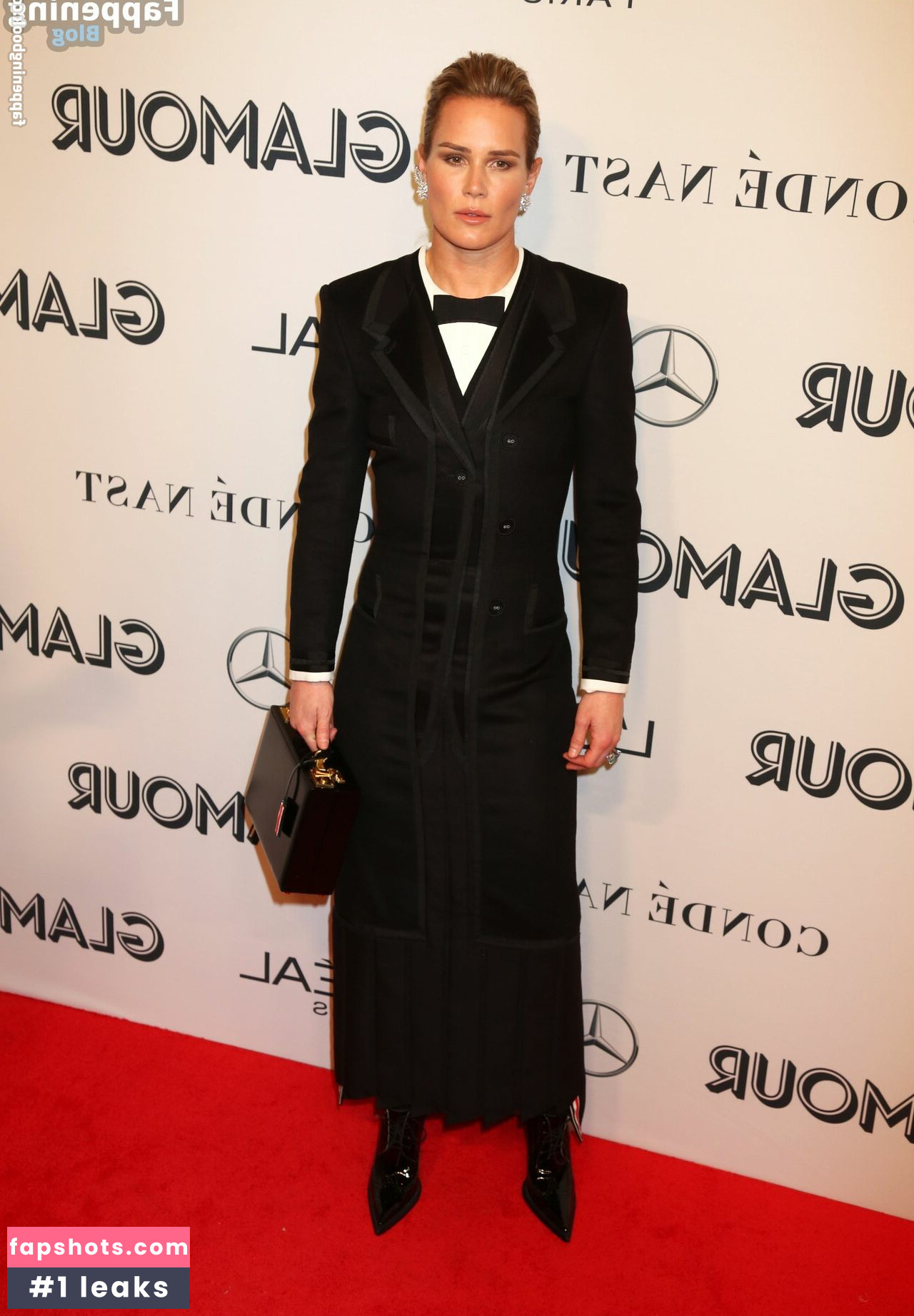 Ashlyn Harris gallery photo #11