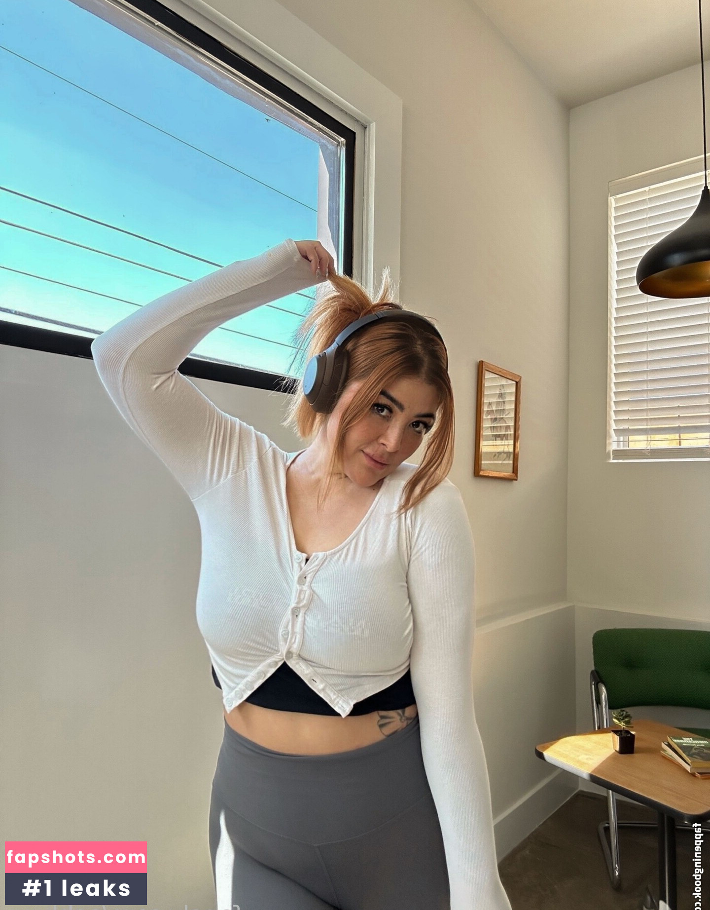 Ashlynn Arias Nude Leaks OnlyFans Photos #14 - LeakJerk