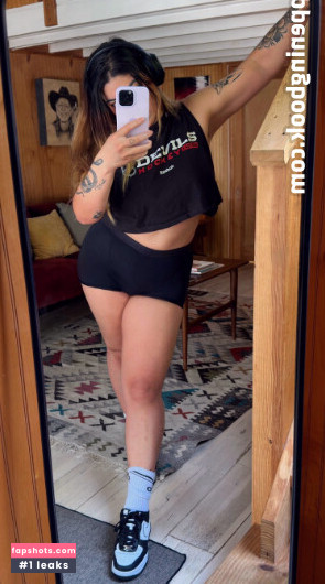 Ashlynn Arias Nude Leaks OnlyFans Photos #36 - LeakJerk