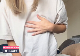 Ashlynn Brooke gallery photo #2