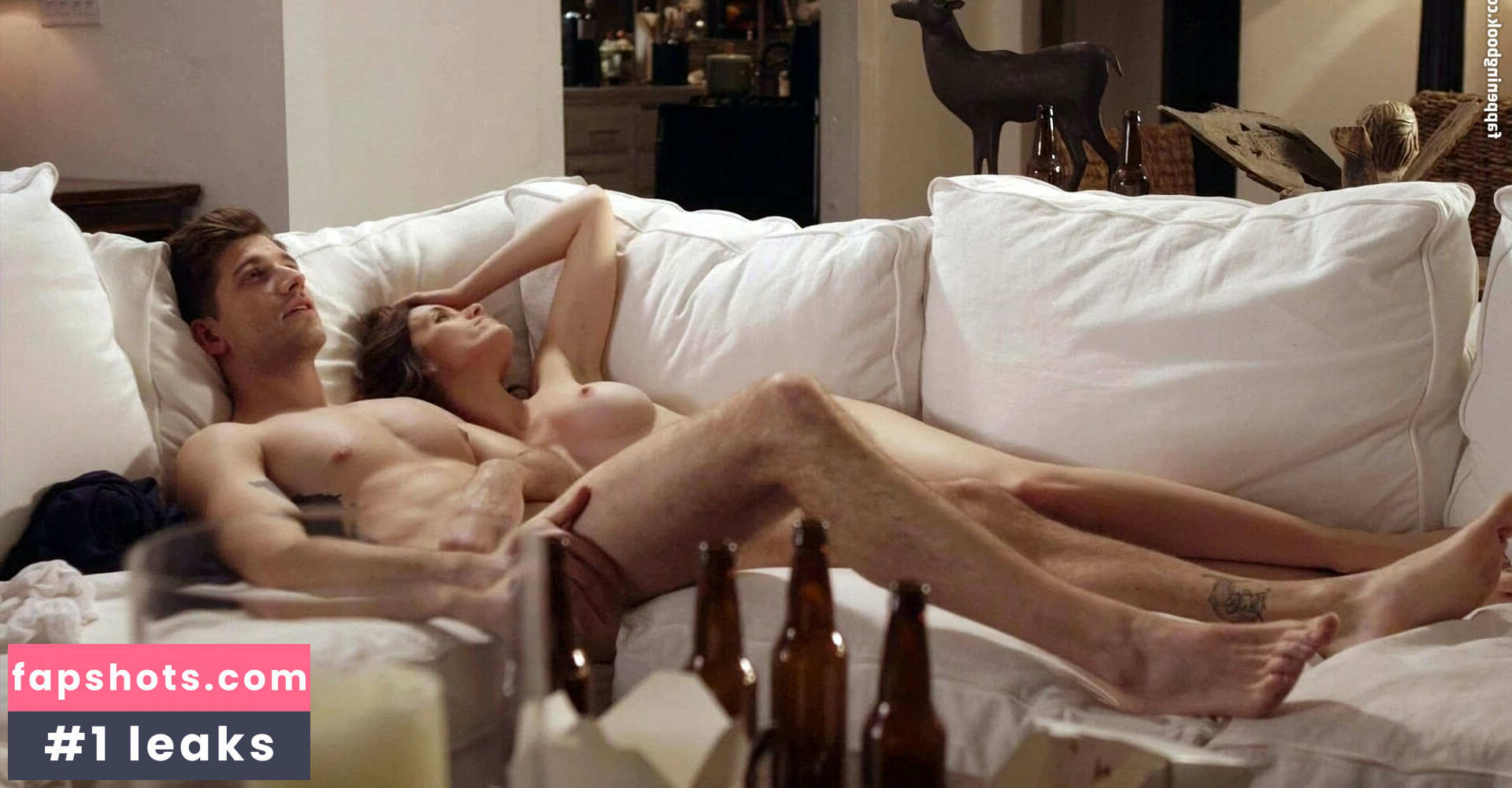 Ashlynn Yennie gallery photo #5