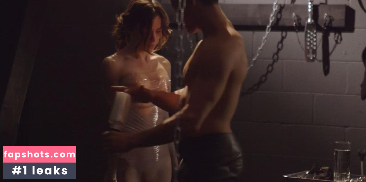 Ashlynn Yennie gallery photo #76