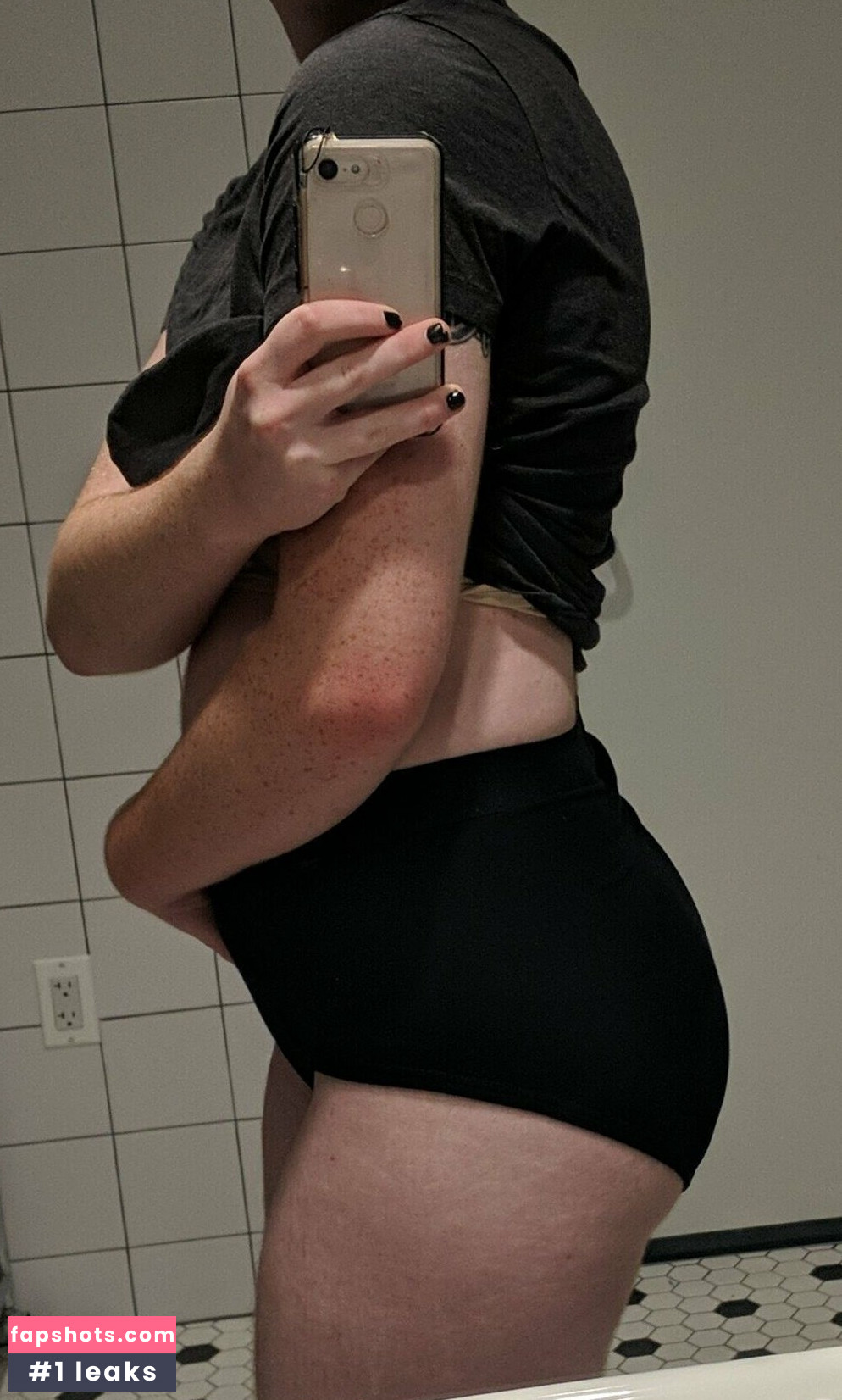 ashmeanything3 Filtración Desnuda OnlyFans Foto #13 - Fapshots