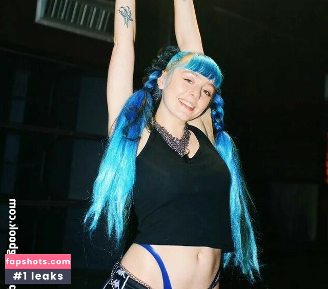 Ashnikko gallery photo #109