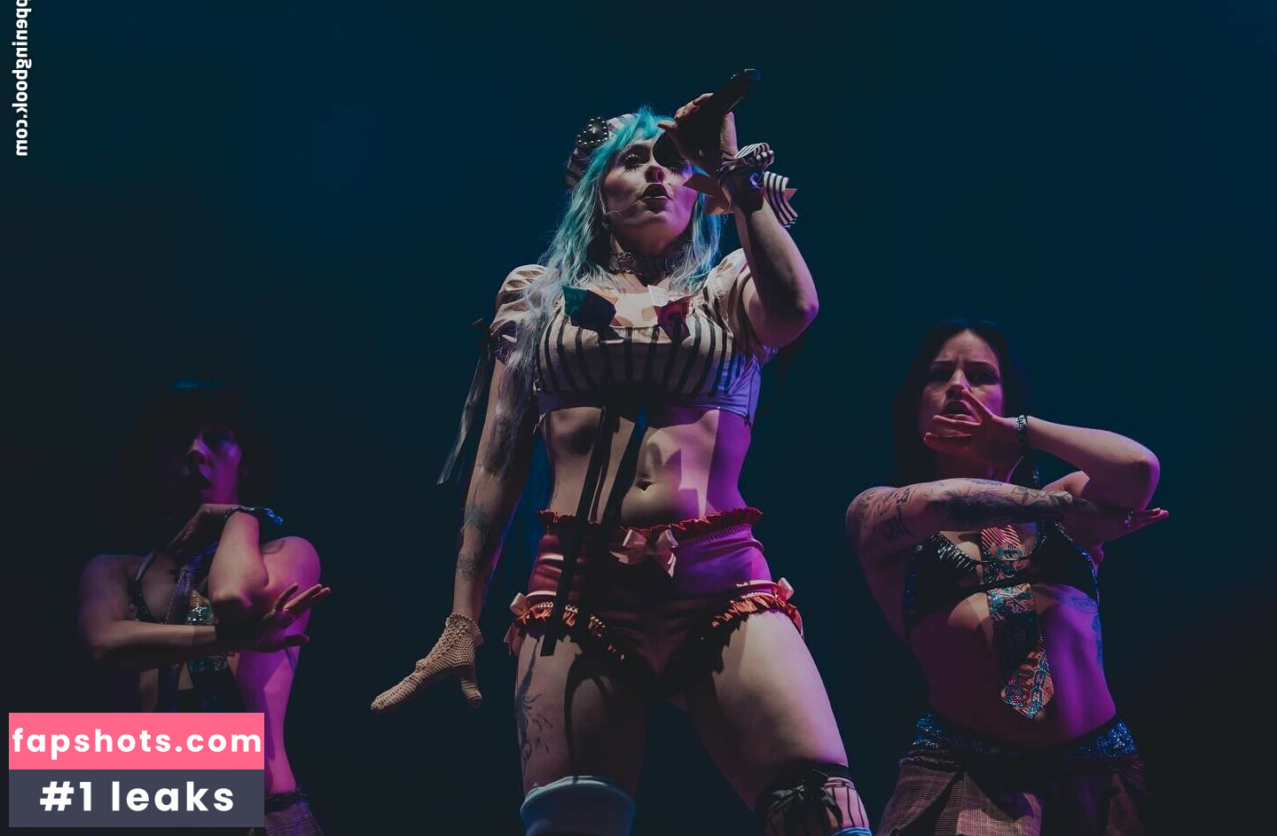 Ashnikko gallery photo #12