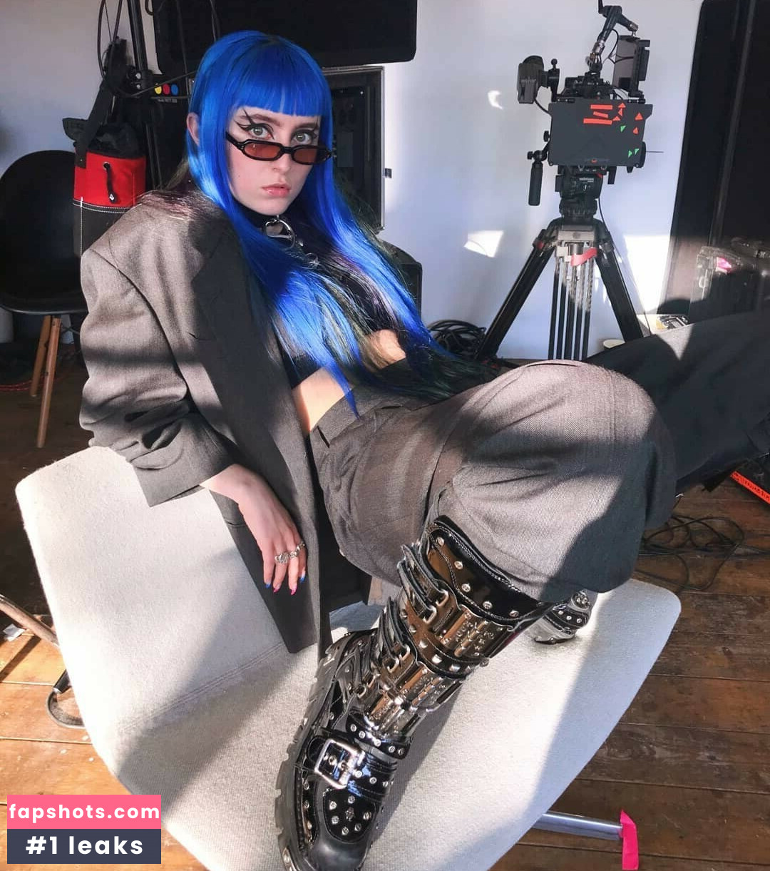 Ashnikko gallery photo #139